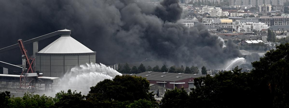 Incendie De Lubrizol : Une Vaste Enquête épidémiologique Lancée Mardi ...