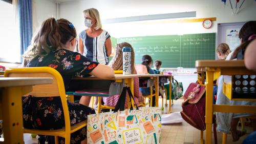 Écoles fermées : les parents d'élèves vont recevoir de l'aide