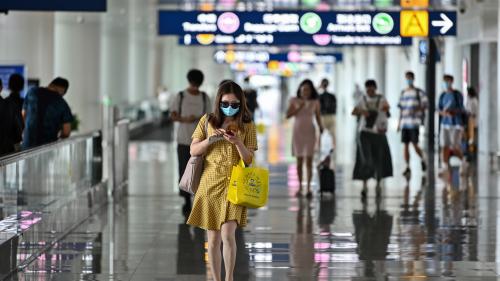 Coronavirus : les nouvelles règles aux frontières en vigueur dans les aéroports