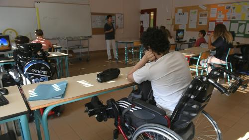 franceinfo junior. Quelle rentrée des classes pour les élèves porteurs de handicap ?