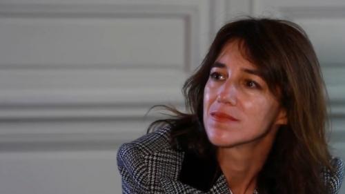 Culture : Charlotte Gainsbourg se confie sur son dernier film, Lux Æterna