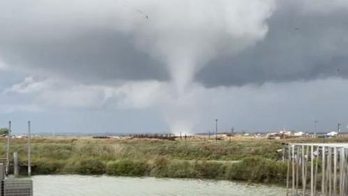 Météo : impressionnantes images d'une tornade qui traverse l'Île d'Oléron et les environs