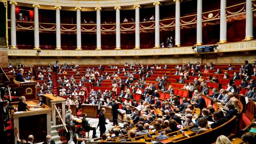 Covid-19 : Comment éviter un cluster chez les députés ?