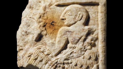 Le British Museum va rendre à l'Irak une rare plaque sumérienne volée