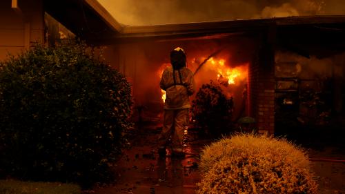 Californie : les célèbres vignobles de la Napa Valley en proie aux flammes