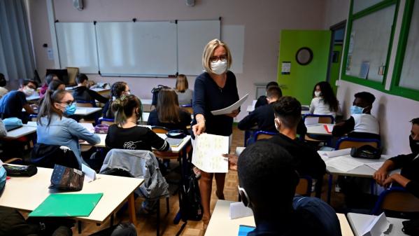 BLOG. Covid-19, direction d'école, salaires... Le ministère de l'Education nationale se fiche des enseignants