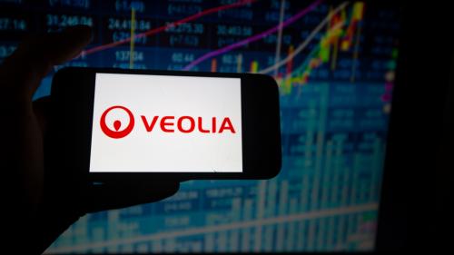 Veolia améliore son offre et promet une fusion 