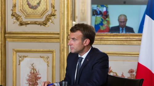 Haut-Karabakh : Vladimir Poutine et Emmanuel Macron appellent à un arrêt 