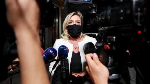 Marine Le Pen juge les propos d'Eric Zemmour 