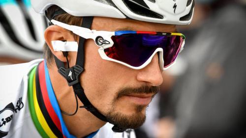 Cyclisme : Julian Alaphilippe devra porter un plâtre à la main droite pendant trois semaines