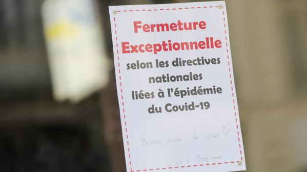 Le brief éco. Durcissement des mesures sanitaires : comment limiter la casse économique