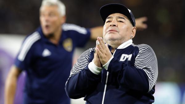 Foot : hospitalisé, Diego Maradona s'apprête à subir une opération pour un hématome sous le crâne