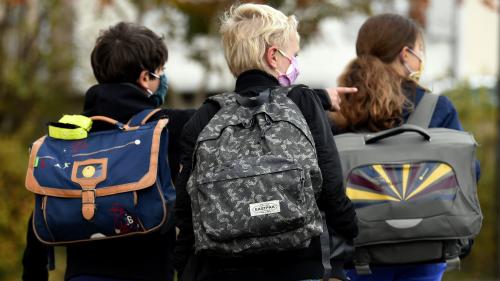 franceinfo junior. Comment porter le masque à l'école ?