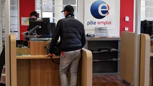 Emploi Pole Emploi Cible Les Jeunes Avec Un Dispositif D Accompagnement Renforce