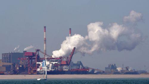 Grande-Synthe : une explosion entraine un incendie sur le site d'ArcelorMittal Dunkerque, pas de victimes