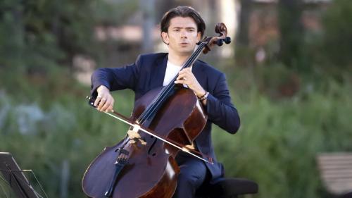 Le violoncelliste Gautier Capuçon renouvelle sa tournée de concerts gratuits 