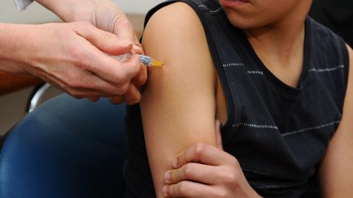 Covid-19 : pourquoi les enfants et les adolescents ne seront pas vaccinés en priorité