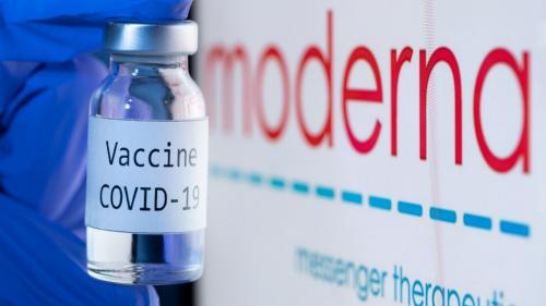 Covid-19 : le vaccin de Moderna confère au moins trois mois d'immunité, selon une étude