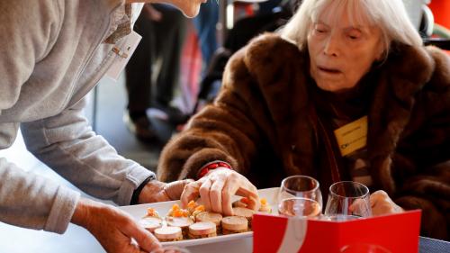 Solidarité : les associations à la recherche de nouveaux bénévoles