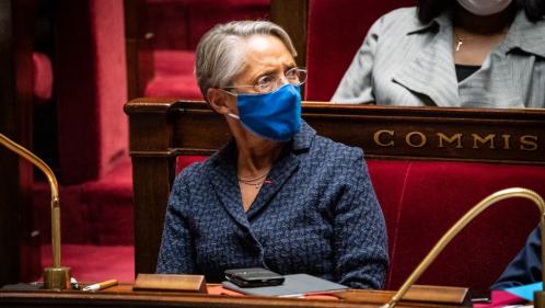 Covid-19 : Elisabeth Borne envisage un assouplissement du télétravail au 1er janvier