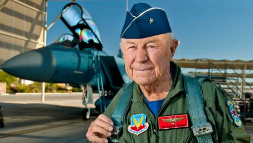 Aviation : mort de Chuck Yeager, l'homme qui a franchi le mur du son