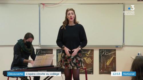 Haute-Garonne : une chanteuse lyrique s'invite dans un collège