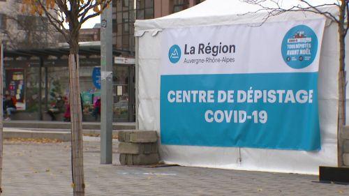 Coup d'envoi de la controversée campagne régionale de dépistage Covid en Auvergne-Rhône-Alpes