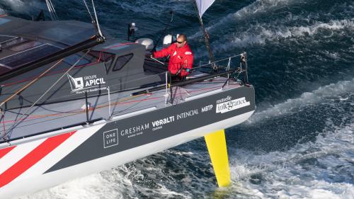 Vendée Globe : le skipper Damien Seguin n'en finit pas d'étonner