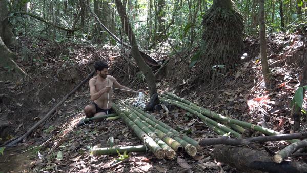 C'est mon week-end. Spécial écrivains-voyageurs : la fureur de vivre d'Eliott Schonfeld en Amazonie