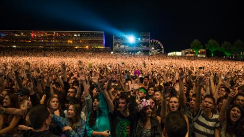 Covid-19 : en Suisse les organisateurs de concerts envisagent une vaccination obligatoire