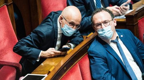 Covid-19 : les députés LR veulent entendre Véran sur la vaccination en France, 