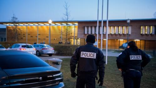 Puy-de-Dôme : un troisième élève placé en garde à vue après des menaces contre des enseignants d'un lycée de Riom