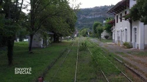 VIDEO. Quand une bande de copains crée une coopérative ferroviaire pour faire revivre les lignes abandonnées par la SNCF