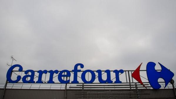 Les groupes Carrefour et Couche-Tard interrompent leurs discussions sur un 