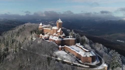 Alsace : le château du Haut-Koenigsbourg, fermé au public, reste animé