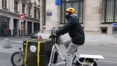 Lyon : des livreurs de proximité pour les petits commerces