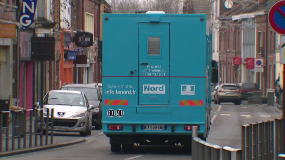 Le caminion itinérant France Service se déplace dans le département du Nord pour aider les habitants dans leurs démarches administratives.&nbsp;