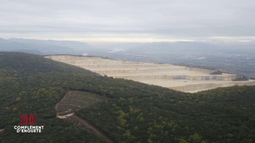 VIDEO. Séisme de 2019 en Ardèche : une carrière du cimentier Lafarge a-t-elle joué un rôle déclencheur ?