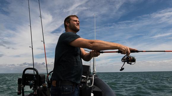 Christopher Coutanceau, pêcheur en mer et chef 3 étoiles à La Rochelle.