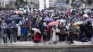 Des manifestations contre les restrictions sanitaires à Madrid, en Espagne, le 23 janvier 2021.