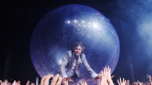 Covid-19 : l'avenir des concerts est-il dans les bulles de distanciation ? Les Flaming Lips l'ont fait !