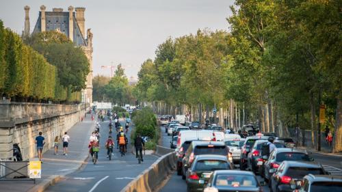 Les deux-roues n'auront plus le droit de circuler entre les files de voitures à partir du 1er février