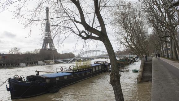 February 5, 2021. In Paris, the Seine overflowed its bed and the capital remains on alert.  The water level has risen more than four meters from its normal height in recent days.