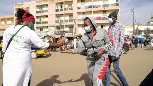 Covid-19 : l'Afrique du Sud, le Sénégal et la Tunisie font face à une deuxième vague