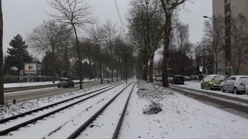 Restrictions de circulation et plan Grand froid : la France s'organise face à la vague de froid