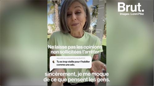 VIDEO. À 56 ans, Lonni Pike expose ses tatouages et ses cheveux blancs avec fierté sur TikTok