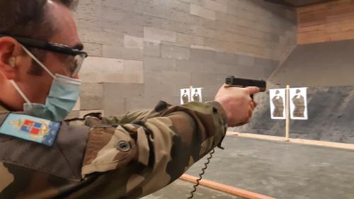 Le Glock 17, nouvelle arme de poing des soldats français : 