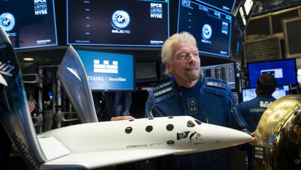 Espace : Richard Branson rejoint la course des milliardaires