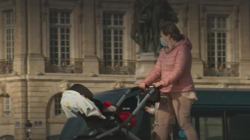 Covid-19 : la situation sanitaire s'améliore légèrement mais les variants inquiètent toujours