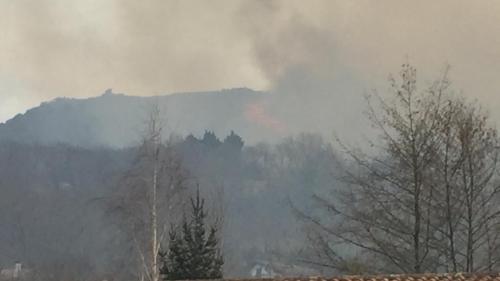 Incendies au Pays basque : deux foyers sous contrôle, des coupures de courant toujours en cours